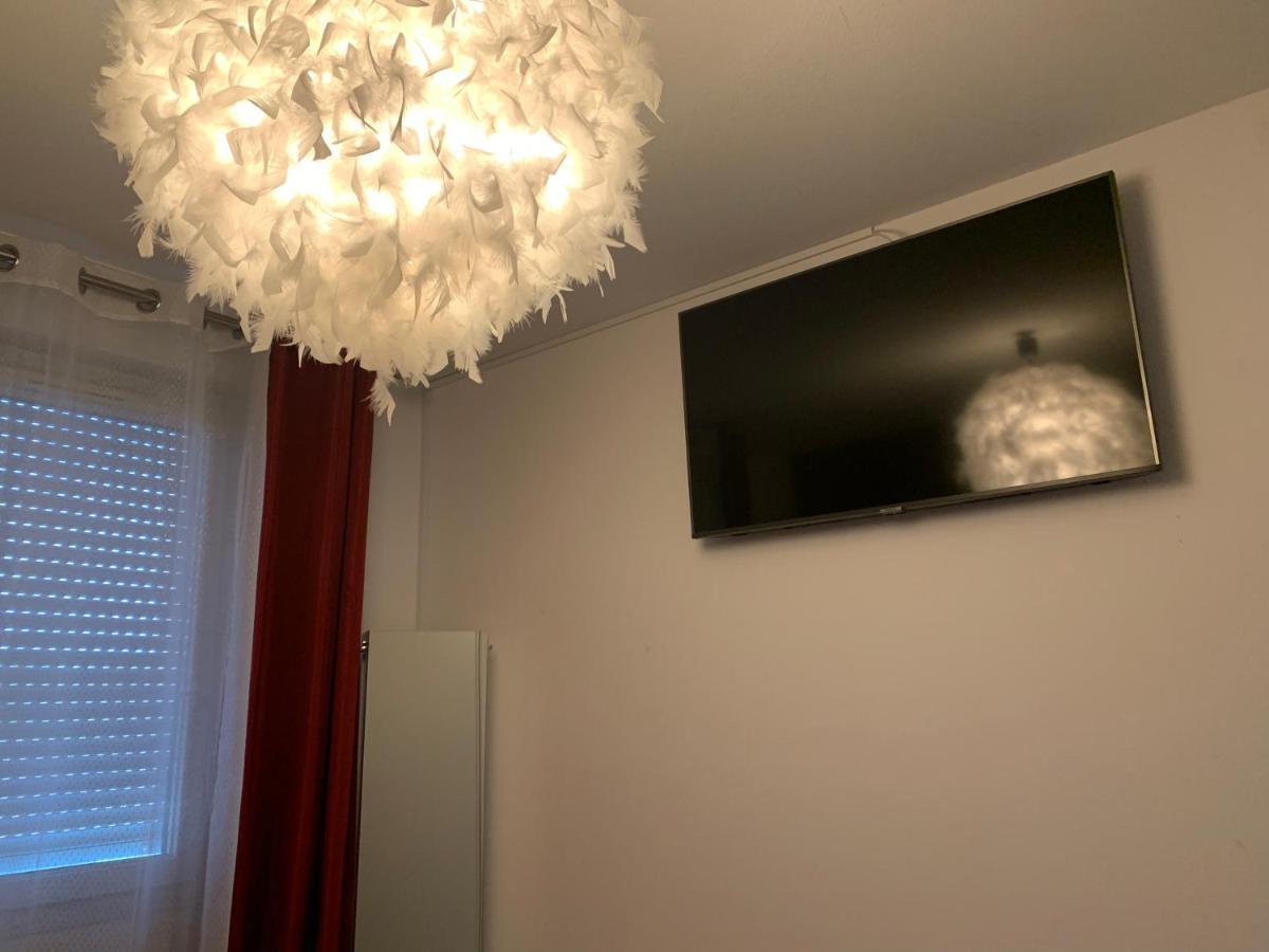 Comme A La Maison - Chambre Double Chez Habitant Pres De Toulouse Baziege Exterior photo